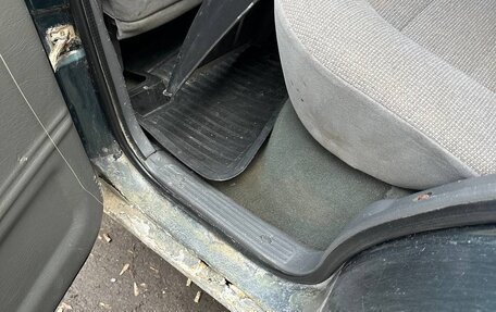 KIA Sportage IV рестайлинг, 2002 год, 160 000 рублей, 11 фотография