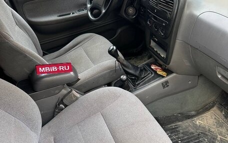 KIA Sportage IV рестайлинг, 2002 год, 160 000 рублей, 7 фотография