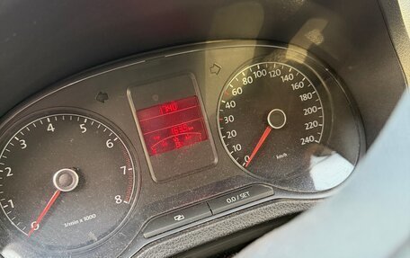 Volkswagen Polo VI (EU Market), 2011 год, 680 000 рублей, 6 фотография