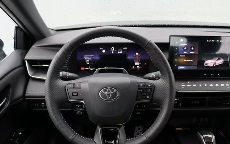 Toyota Camry, 2025 год, 4 650 000 рублей, 12 фотография