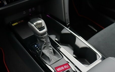 Toyota Camry, 2025 год, 4 650 000 рублей, 13 фотография