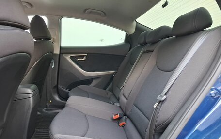 Hyundai Elantra V, 2012 год, 900 000 рублей, 11 фотография