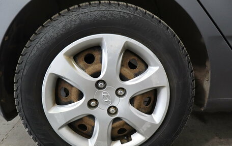 Hyundai Solaris II рестайлинг, 2011 год, 699 000 рублей, 15 фотография