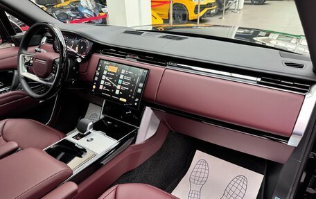 Land Rover Range Rover IV рестайлинг, 2026 год, 25 990 000 рублей, 33 фотография