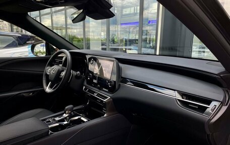 Lexus RX IV рестайлинг, 2025 год, 8 400 000 рублей, 26 фотография