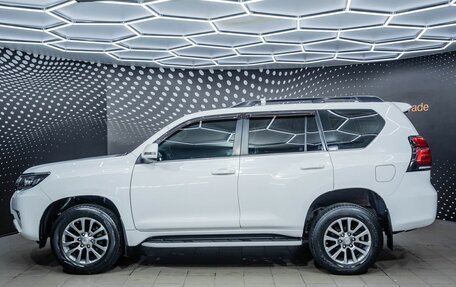 Toyota Land Cruiser Prado 150 рестайлинг 2, 2019 год, 4 460 000 рублей, 10 фотография