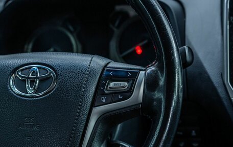 Toyota Land Cruiser Prado 150 рестайлинг 2, 2019 год, 4 460 000 рублей, 18 фотография