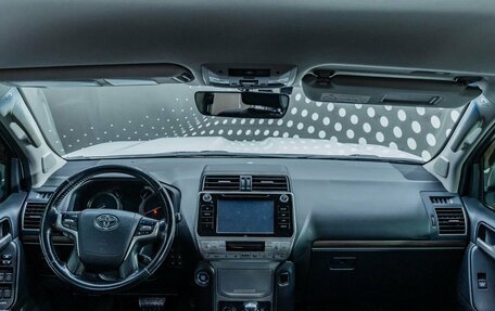 Toyota Land Cruiser Prado 150 рестайлинг 2, 2019 год, 4 460 000 рублей, 21 фотография