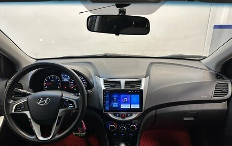 Hyundai Solaris II рестайлинг, 2011 год, 760 000 рублей, 5 фотография