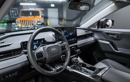 Toyota RAV4, 2026 год, 4 890 000 рублей, 11 фотография