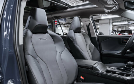 Toyota RAV4, 2026 год, 4 890 000 рублей, 17 фотография