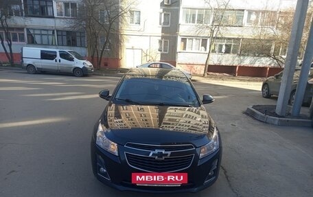Chevrolet Cruze II, 2014 год, 890 000 рублей, 3 фотография