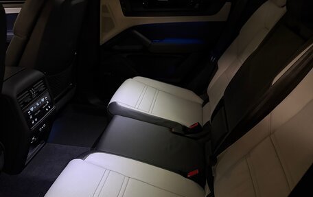 Porsche Cayenne III, 2025 год, 17 600 000 рублей, 14 фотография