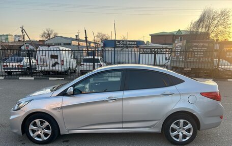 Hyundai Solaris II рестайлинг, 2011 год, 665 000 рублей, 5 фотография
