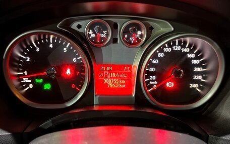 Ford Focus II рестайлинг, 2008 год, 630 000 рублей, 13 фотография