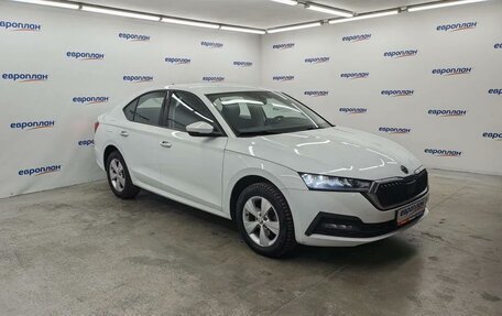 Skoda Octavia IV, 2021 год, 2 500 000 рублей, 2 фотография