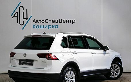 Volkswagen Tiguan II, 2017 год, 2 689 000 рублей, 2 фотография