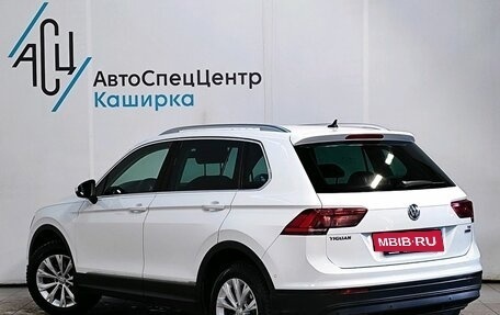 Volkswagen Tiguan II, 2017 год, 2 689 000 рублей, 4 фотография
