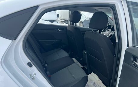 Hyundai Solaris II рестайлинг, 2022 год, 1 700 000 рублей, 14 фотография