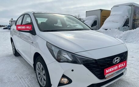 Hyundai Solaris II рестайлинг, 2022 год, 1 700 000 рублей, 3 фотография