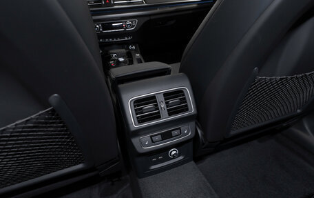 Audi Q5, 2025 год, 5 900 000 рублей, 14 фотография