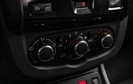 Renault Duster I рестайлинг, 2017 год, 1 399 000 рублей, 14 фотография