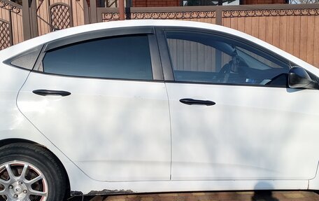 Hyundai Solaris II рестайлинг, 2014 год, 620 000 рублей, 4 фотография