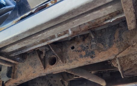 Nissan Patrol, 2001 год, 900 000 рублей, 10 фотография