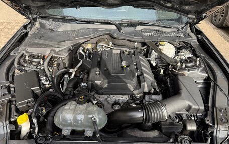 Ford Mustang VI рестайлинг, 2018 год, 3 299 000 рублей, 7 фотография