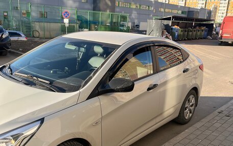 Hyundai Solaris II рестайлинг, 2014 год, 1 050 000 рублей, 6 фотография