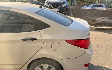 Hyundai Solaris II рестайлинг, 2014 год, 1 050 000 рублей, 4 фотография