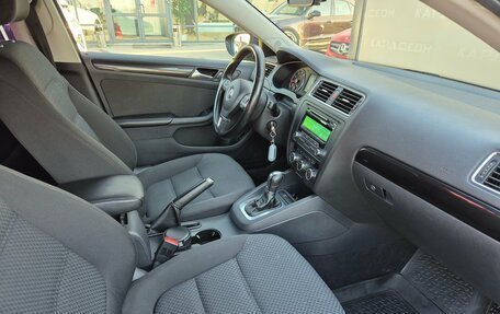 Volkswagen Jetta VI, 2013 год, 1 000 000 рублей, 7 фотография