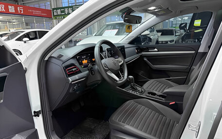 Volkswagen Lavida, 2023 год, 1 730 200 рублей, 7 фотография