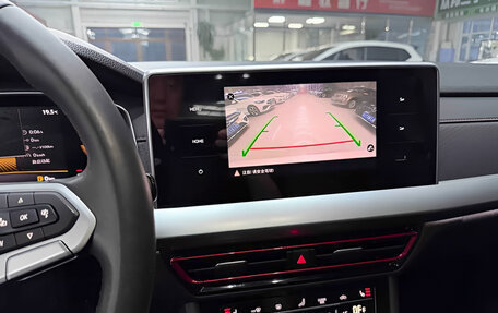 Volkswagen Lavida, 2023 год, 1 730 200 рублей, 10 фотография