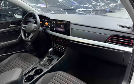 Volkswagen Lavida, 2023 год, 1 730 200 рублей, 13 фотография