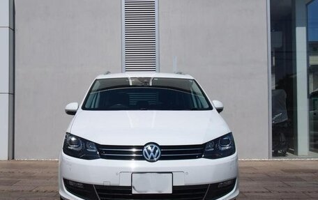 Volkswagen Sharan II, 2015 год, 1 170 000 рублей, 4 фотография