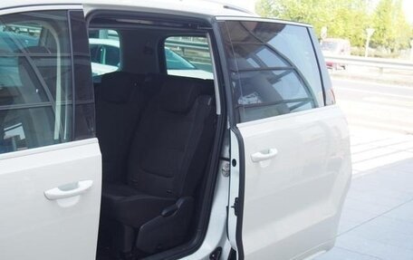 Volkswagen Sharan II, 2015 год, 1 170 000 рублей, 13 фотография