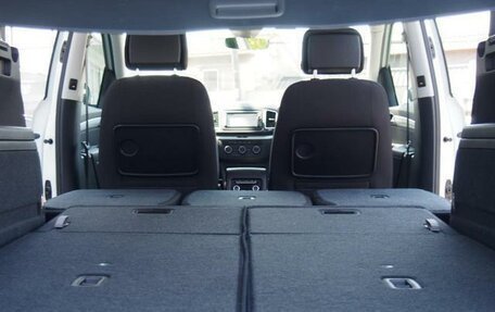 Volkswagen Sharan II, 2015 год, 1 170 000 рублей, 37 фотография