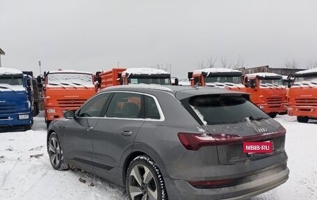 Audi e-tron I, 2021 год, 5 712 714 рублей, 4 фотография