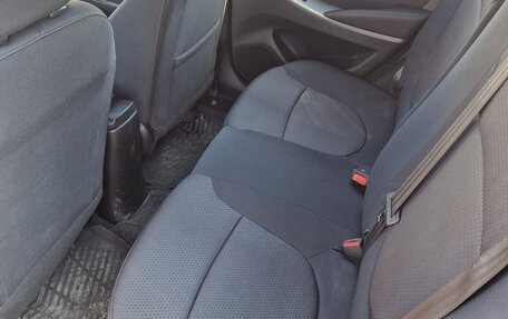 Hyundai Solaris II рестайлинг, 2014 год, 1 100 000 рублей, 10 фотография