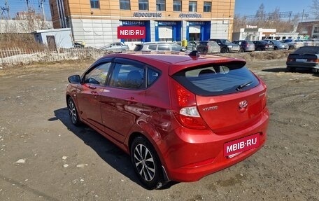 Hyundai Solaris II рестайлинг, 2014 год, 1 100 000 рублей, 3 фотография
