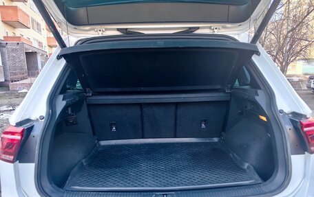 Volkswagen Tiguan II, 2021 год, 3 800 000 рублей, 11 фотография