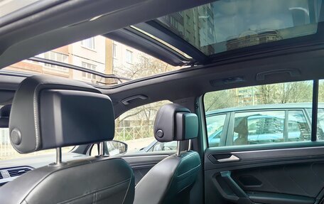 Volkswagen Tiguan II, 2021 год, 3 800 000 рублей, 5 фотография