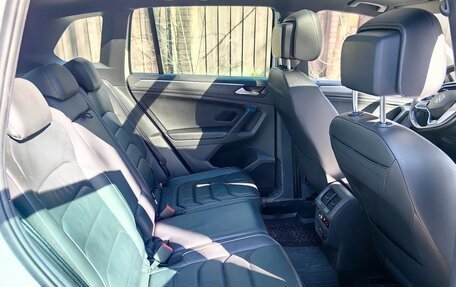 Volkswagen Tiguan II, 2021 год, 3 800 000 рублей, 10 фотография