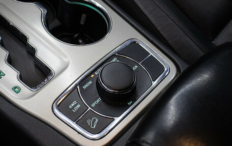 Jeep Grand Cherokee, 2011 год, 1 098 000 рублей, 11 фотография