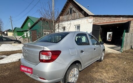 Renault Logan II, 2015 год, 800 000 рублей, 4 фотография
