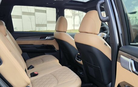 KIA Mohave I, 2023 год, 6 000 000 рублей, 14 фотография