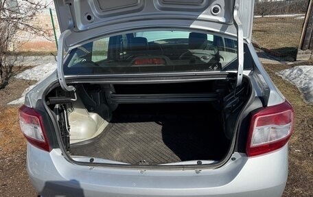 Renault Logan II, 2015 год, 800 000 рублей, 8 фотография