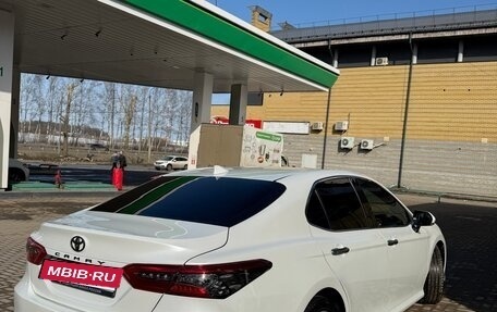 Toyota Camry, 2020 год, 3 400 000 рублей, 6 фотография