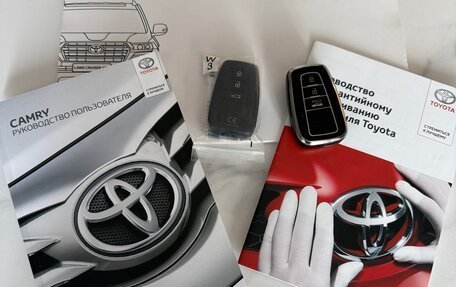 Toyota Camry, 2020 год, 3 400 000 рублей, 12 фотография